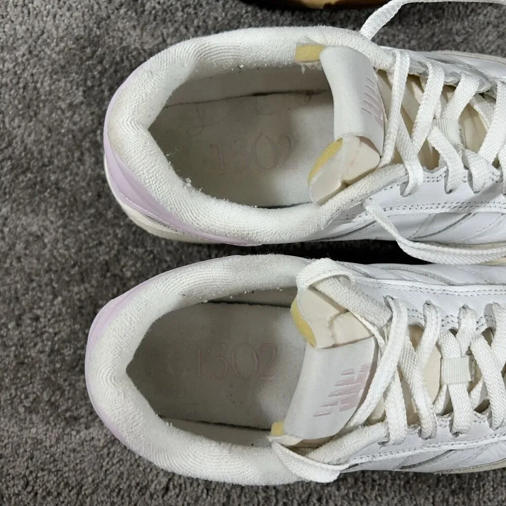 New Balance CT302 CT302SP Women’s Size 8 White Pink Leather Casual Shoes Used